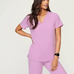 Dusk Casma™ Three-Pocket Scrub Top